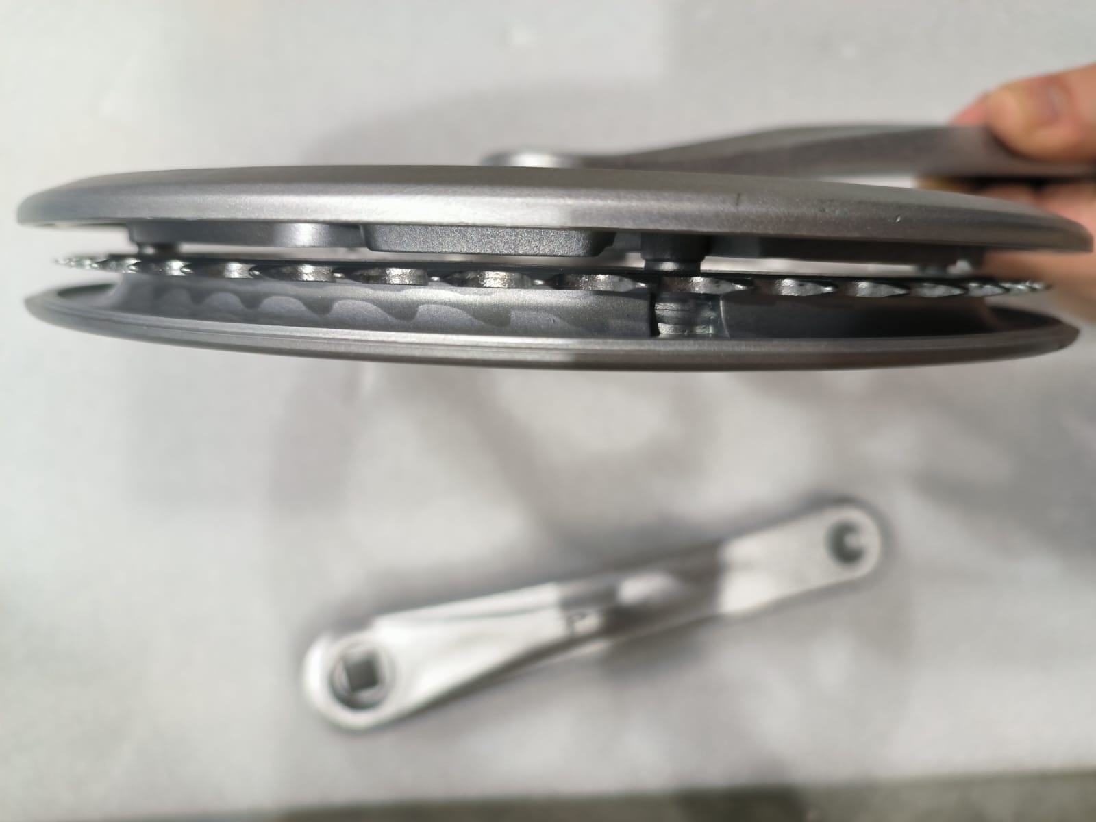 Bicycle Crankset – Sliver Prowheel 52T | Scratches
