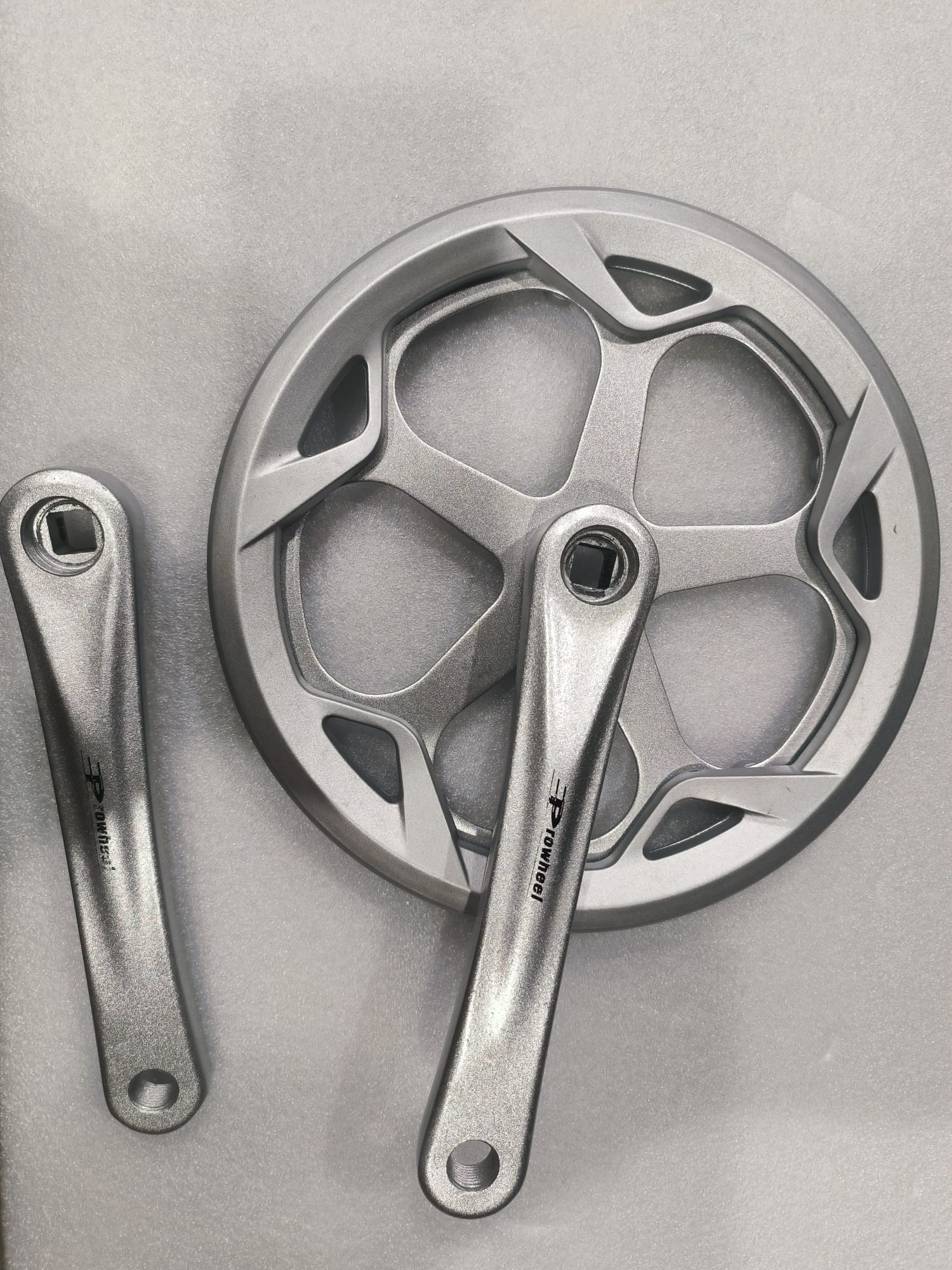 Bicycle Crankset – Sliver Prowheel 52T | Scratches